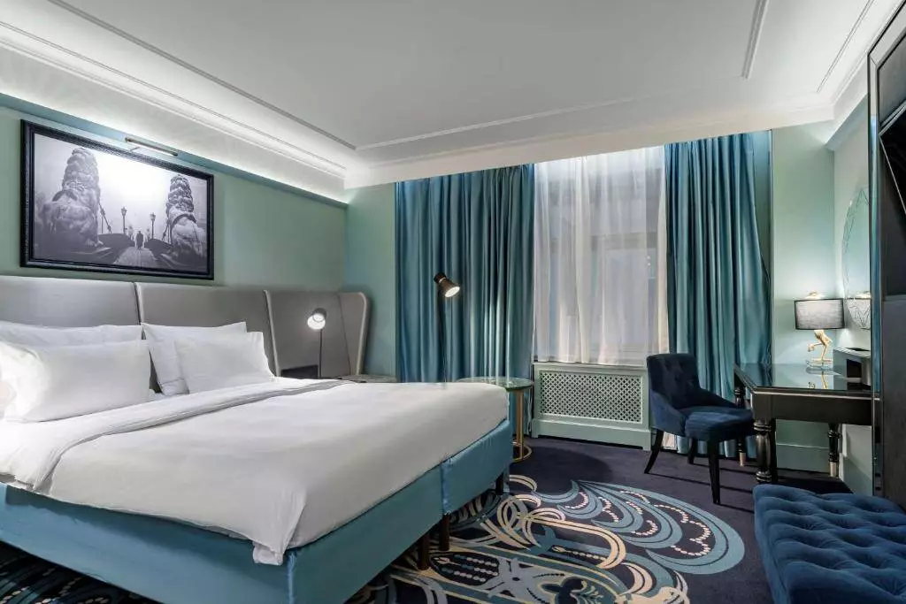 هتل رادیسون رویال